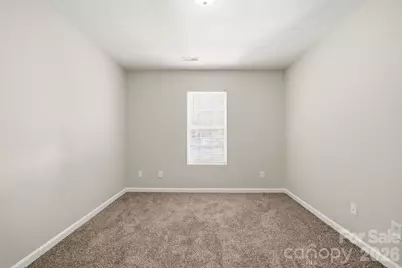 1057 19th Street NE, Hickory, NC 28601 - Photo 17