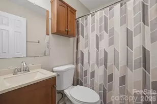 1057 19th St NE, Hickory, NC 28601 - Photo 19