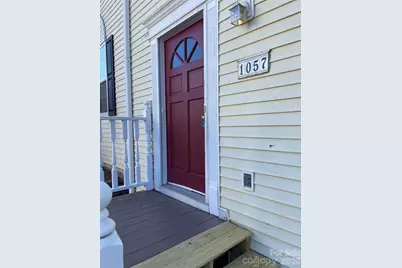 1057 19th Street NE, Hickory, NC 28601 - Photo 3