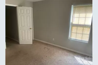 1057 19th Street NE, Hickory, NC 28601 - Photo 7