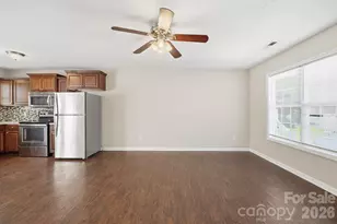 1057 19th St NE, Hickory, NC 28601 - Photo 9