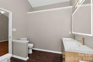 10631 Jardin Way, Charlotte, NC 28215 - Photo 27