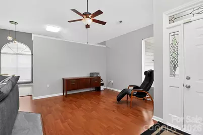 10631 Jardin Way, Charlotte, NC 28215 - Photo 11