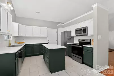 10631 Jardin Way, Charlotte, NC 28215 - Photo 13