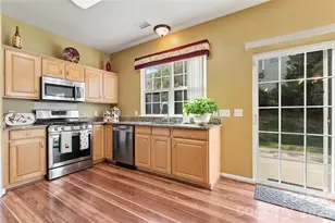 2723 Old Ironside Dr, Charlotte, NC 28213 - Photo 13