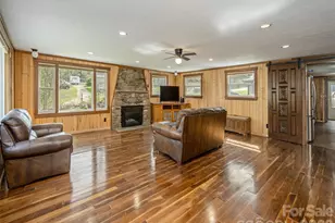 91 Rice Branch Rd, Asheville, NC 28804 - Photo 5