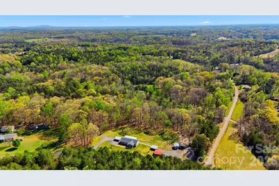 2981 Community Road, Claremont, NC 28610 - Photo 7