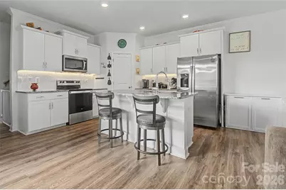 33 Cedar Hill Road, Hendersonville, NC 28792 - Photo 15