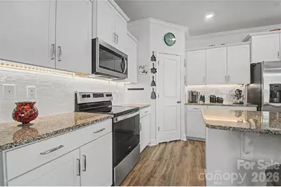 33 Cedar Hill Road, Hendersonville, NC 28792 - Photo 13