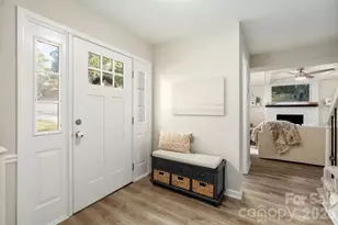 8124 Red Cap Ln, Charlotte, NC 28270 - Photo 3