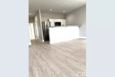 211 S Webb Street, Gastonia, NC 28052 - Photo 5