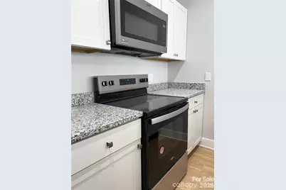 211 S Webb Street, Gastonia, NC 28052 - Photo 7