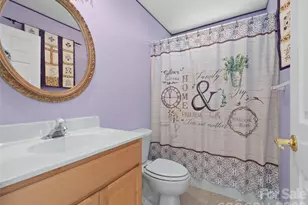 21 Old Applewood Ln, Hendersonville, NC 28739 - Photo 11