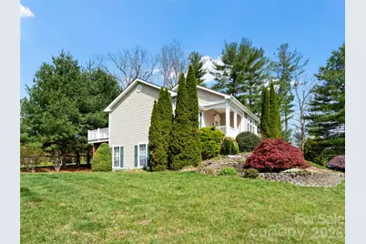 21 Old Applewood Lane, Hendersonville, NC 28739 - Photo 17