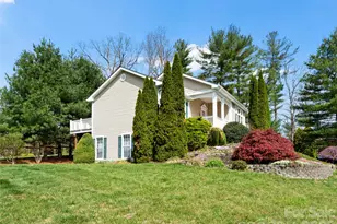 21 Old Applewood Ln, Hendersonville, NC 28739 - Photo 17