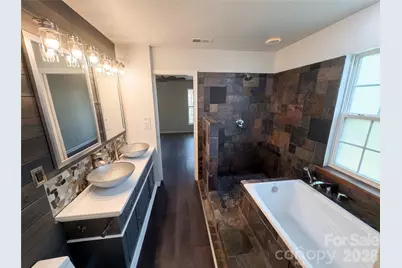 12014 Cheviott Hill Lane, Charlotte, NC 28213 - Photo 23