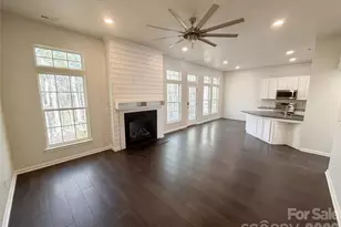 12014 Cheviott Hill Ln, Charlotte, NC 28213 - Photo 13