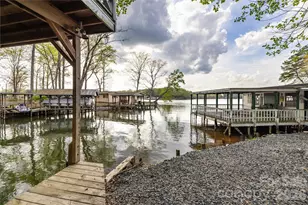 646 Springwood Dr, Mount Gilead, NC 27306 - Photo 3