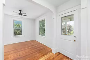 273 Hillside St, Asheville, NC 28801 - Photo 5