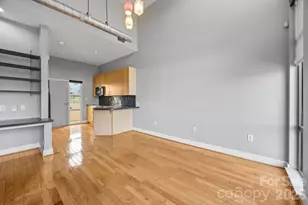 514 W 10th St, Charlotte, NC 28202 - Photo 9