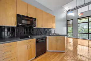 514 W 10th St, Charlotte, NC 28202 - Photo 3