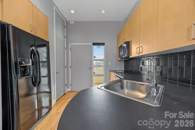 514 W 10th Street #403, Charlotte, NC 28202 - Photo 5