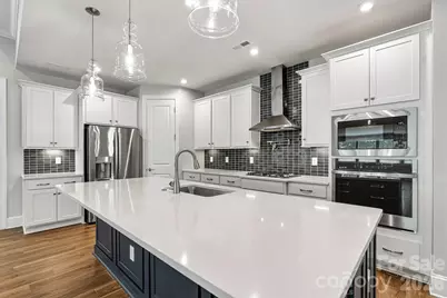 4448 Moxie Way, Charlotte, NC 28215 - Photo 9