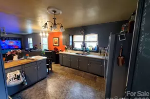 708 Green St E, Wilson, NC 27893 - Photo 7