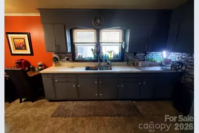 708 Green Street E, Wilson, NC 27893 - Photo 9