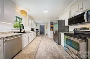 8215 Chandos Pl, Huntersville, NC 28078 - Photo 9