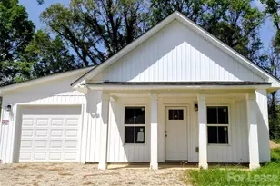 303 N Crigler St, Charlotte, NC 28216 - Photo 1