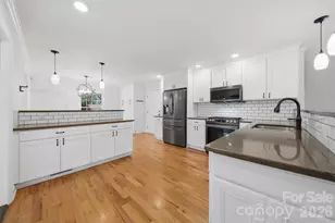 1512 Little Hill Rd, Newton, NC 28658 - Photo 11