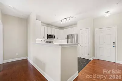 1000 E Woodlawn Road #111, Charlotte, NC 28209 - Photo 7