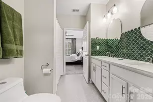 1000 E Woodlawn Rd, Charlotte, NC 28209 - Photo 19