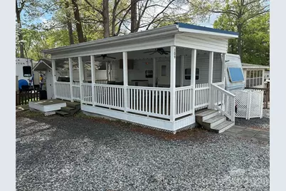 109 Pine Street, New London, NC 28127 - Photo 3