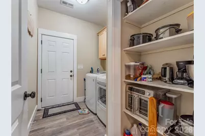 432 Sassafras Drive, Hendersonville, NC 28739 - Photo 19