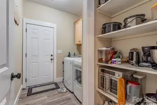 432 Sassafras Dr, Hendersonville, NC 28739 - Photo 19