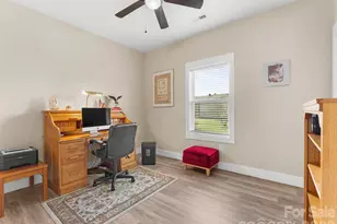 432 Sassafras Dr, Hendersonville, NC 28739 - Photo 17