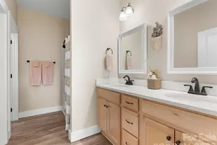 432 Sassafras Dr, Hendersonville, NC 28739 - Photo 13