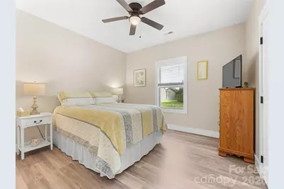 432 Sassafras Drive, Hendersonville, NC 28739 - Photo 15