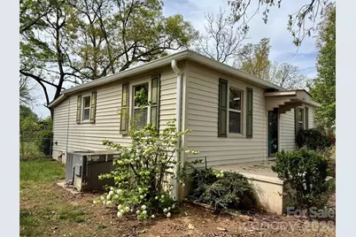 2025 28th Street NE, Hickory, NC 28601 - Photo 17