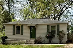 2025 28th St NE, Hickory, NC 28601 - Photo 1