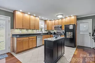 3942 Linwood Rd, Gastonia, NC 28052 - Photo 11