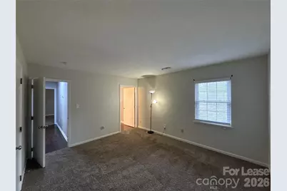 5919 Hunters Crossing Lane, Charlotte, NC 28215 - Photo 7