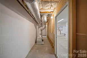 16 Hare Rdg, Asheville, NC 28803 - Photo 33