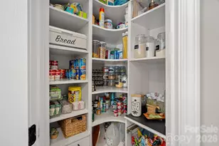 2207 Whitford Ln, Charlotte, NC 28210 - Photo 5