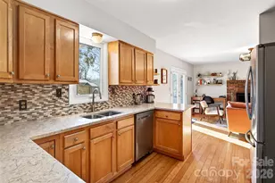 102 Charles Ridge Rd, Asheville, NC 28805 - Photo 15