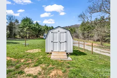 29 Kanes Drive, Hendersonville, NC 28739 - Photo 33