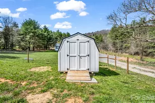 29 Kanes Drive, Hendersonville, NC 28739 - Photo 33