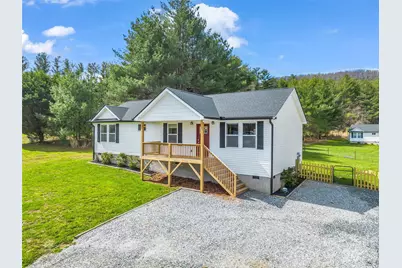 29 Kanes Drive, Hendersonville, NC 28739 - Photo 1